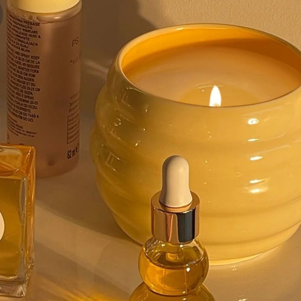 Gisou Honey Scented Candle